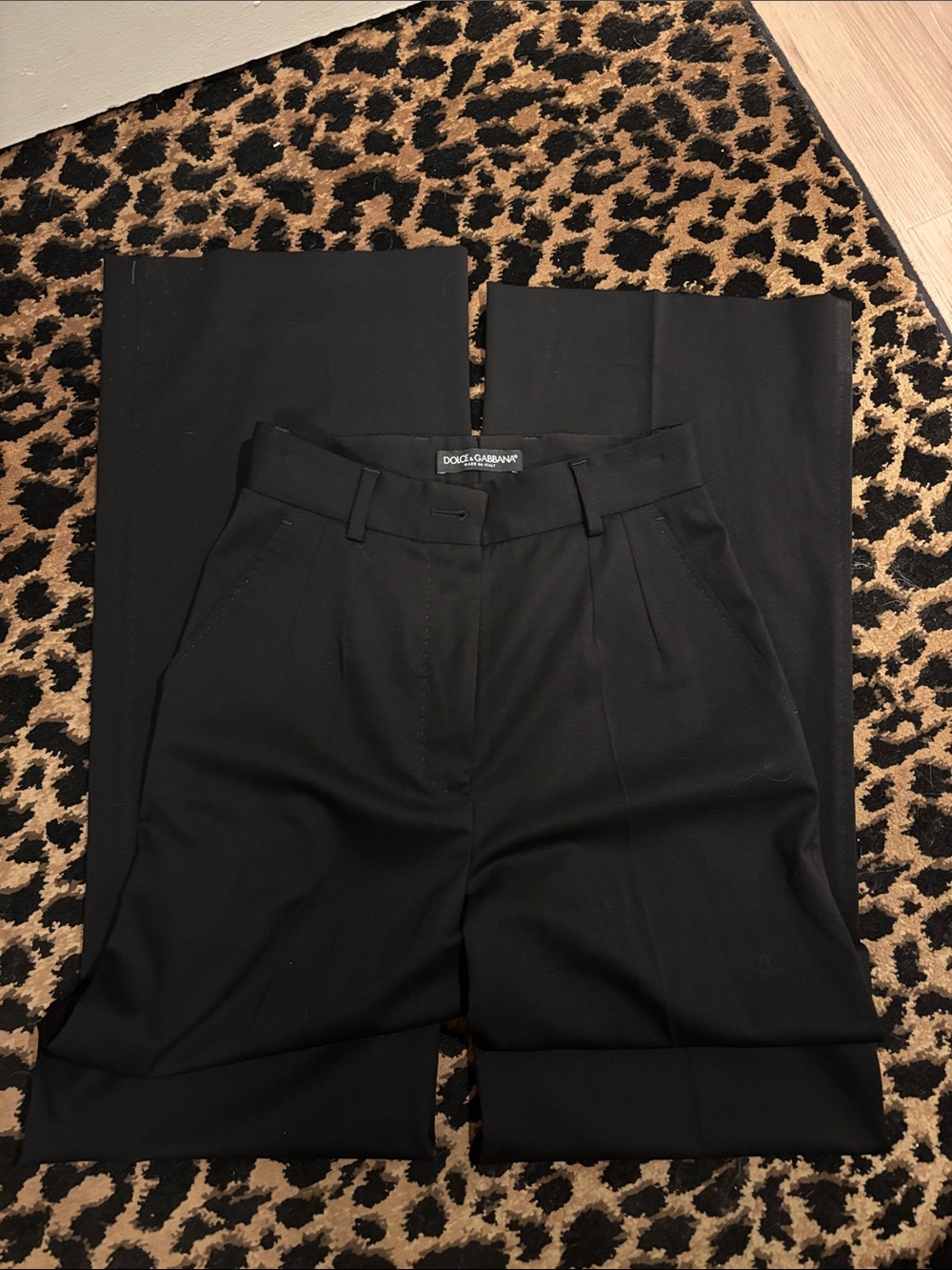 Dolce & Gabbana Men's Black Pleated Dress Pants
